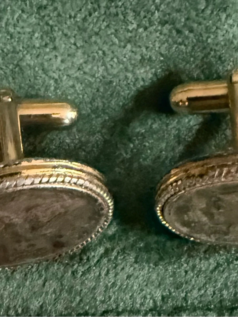 Cuff links w/tie clip